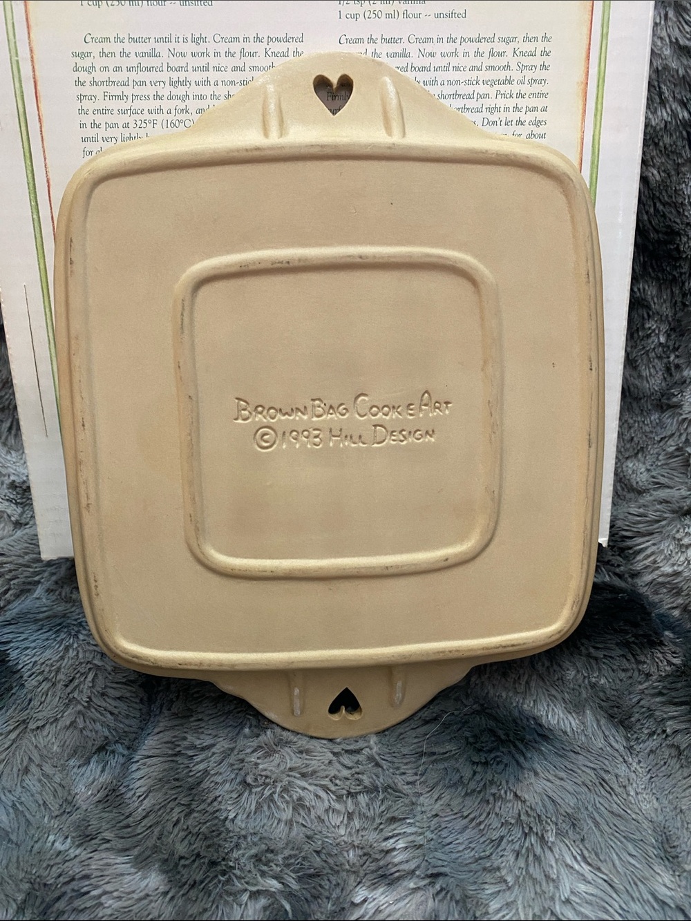Vintage Ceramic Shortbread Pan - Picture 4 of 16
